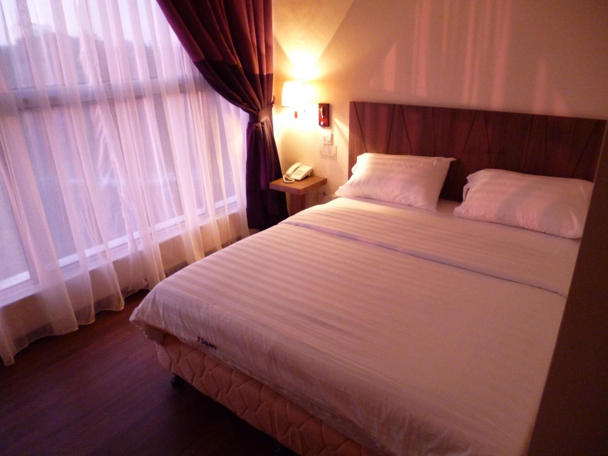 9 Square Hotel - Bangi Kültér fotó